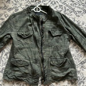 Light fabric Camo jacket/cardigan